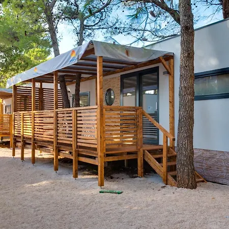 Resort Mobile 27 Vodice